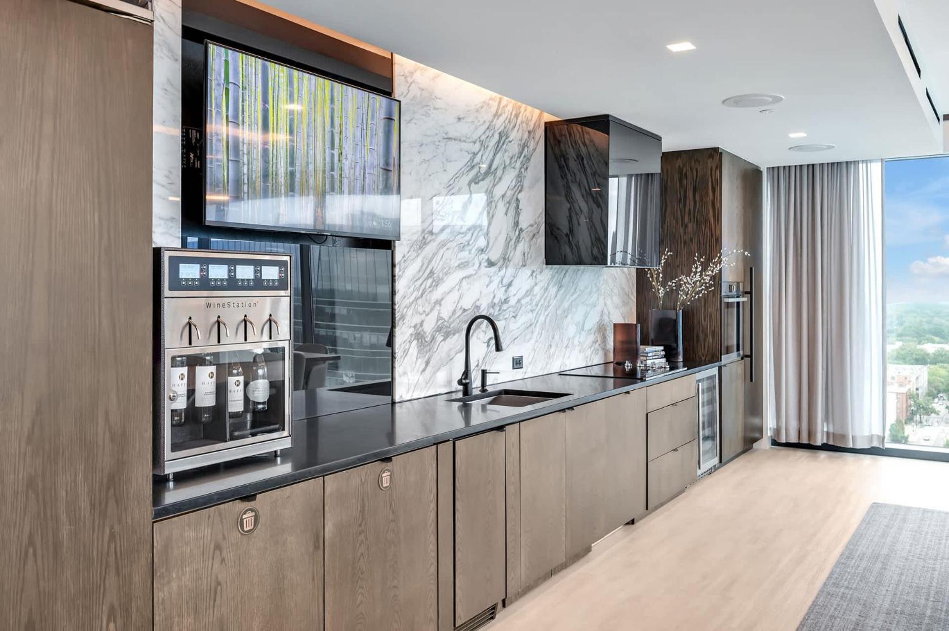 High-Rise Apt Raleigh Free Parking & Sunset View 1 Экстерьер фото